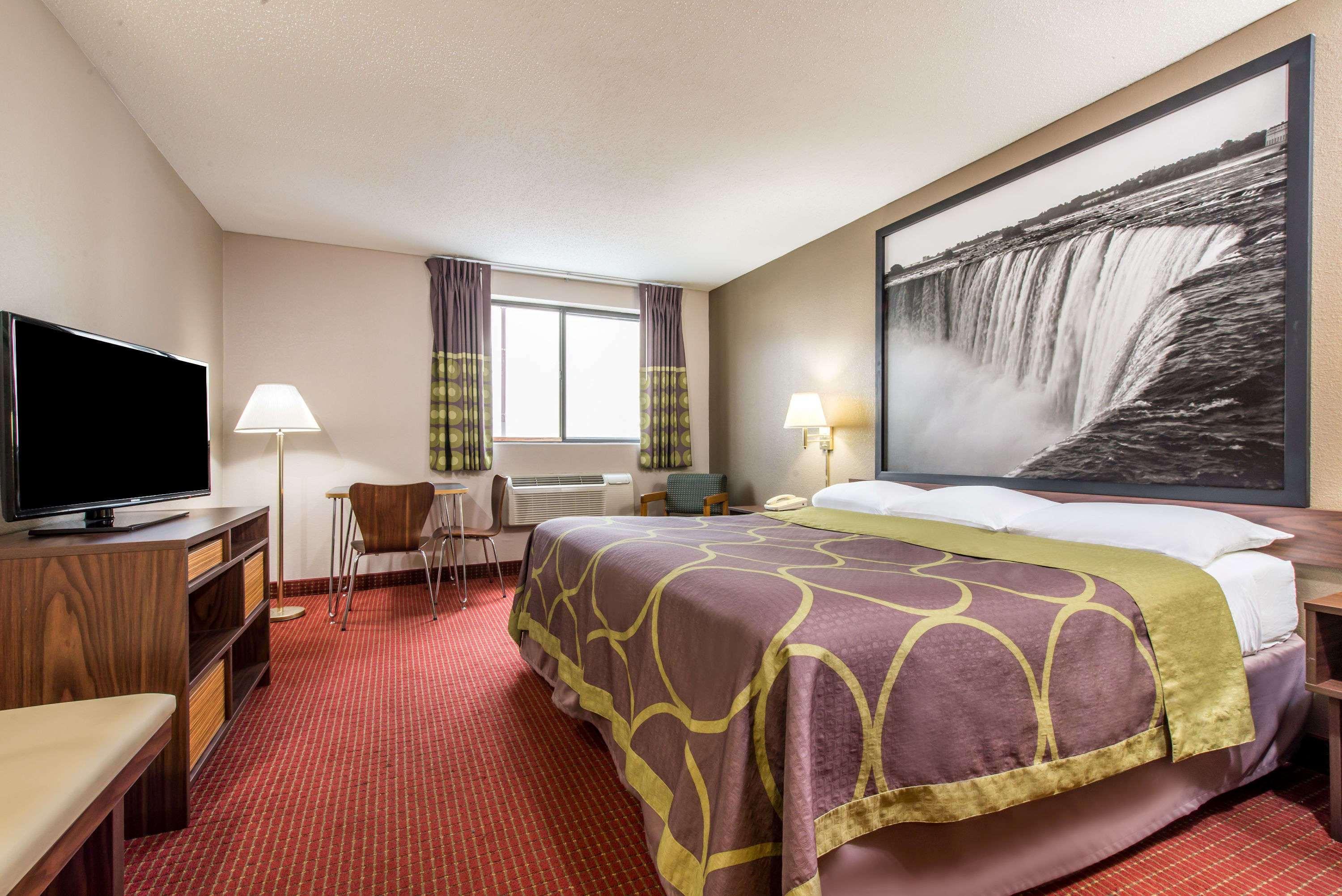 Super 8 By Wyndham 2*